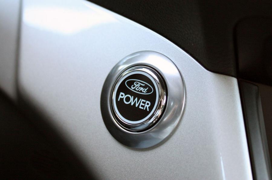  Ford Grand C-Max 2012 года  (фото 22 из 50)